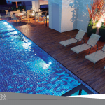 Piscina com Deck Liv Residence